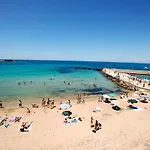 Couette-café Elamar & 3*