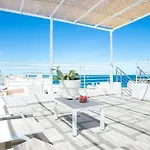 Couette-café Elamar & 3*