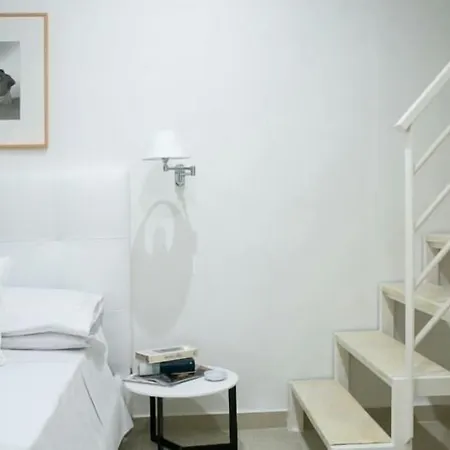 Frühstückspension Elamar & 3*