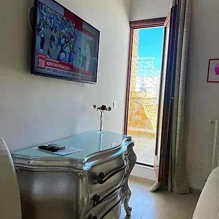 Bed & Breakfast Elamar & 3*