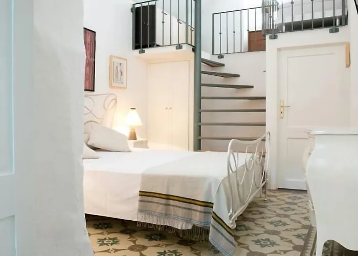 Elamar & فندق مبيت وإفطار 3*