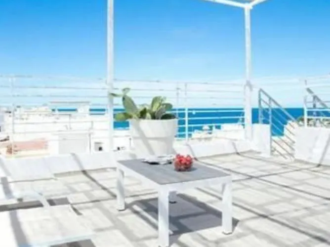 Elamar & فندق مبيت وإفطار 3*